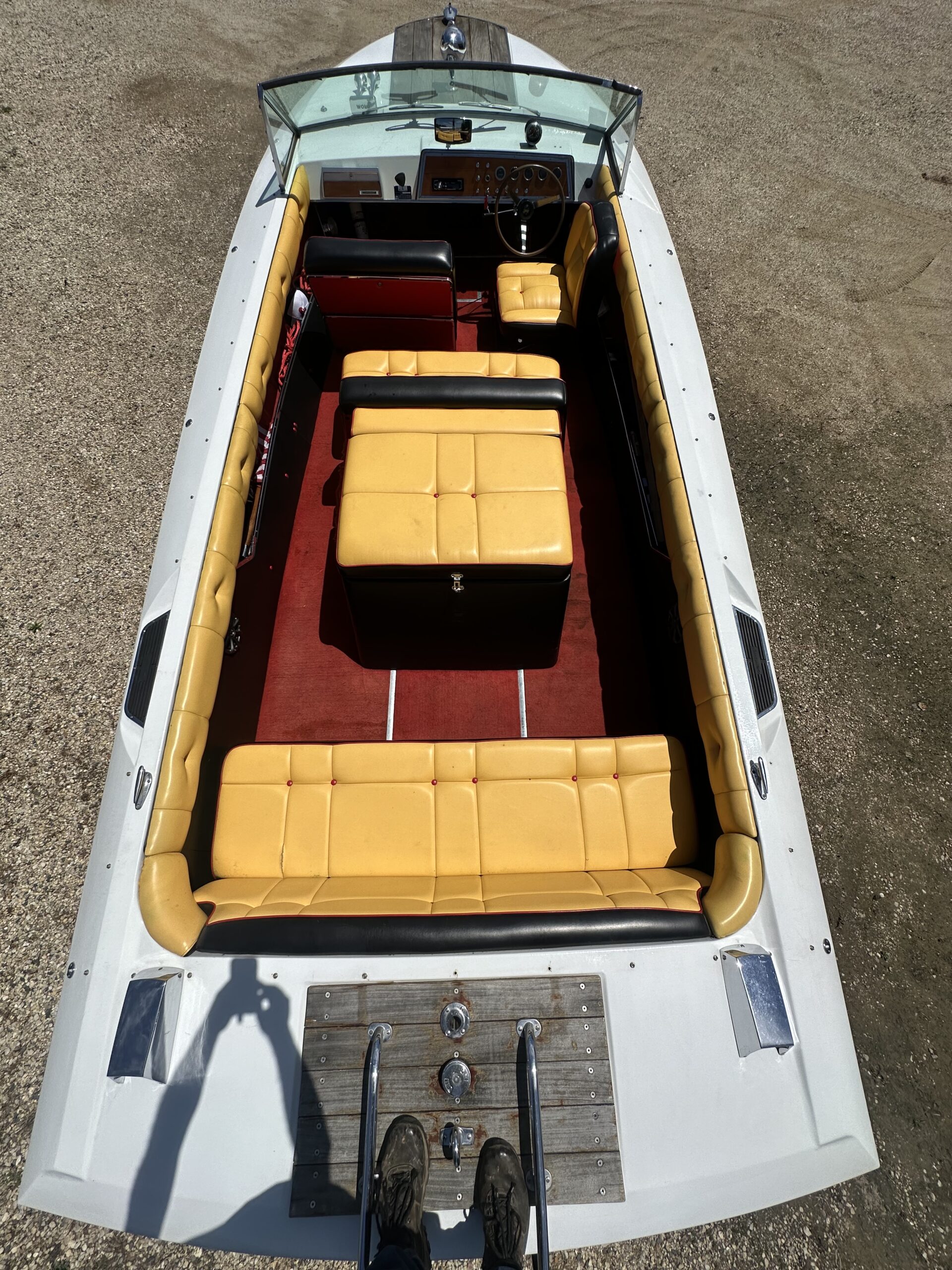 22' Century Coronado 1969 Delavan Lake Boat Shed