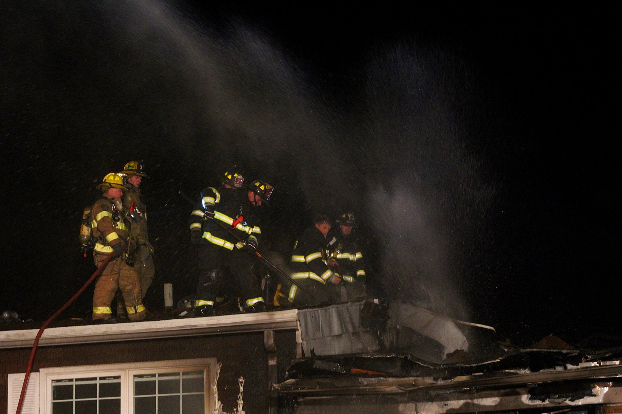 Multiple people homeless after Levittown apartment fire Delaware