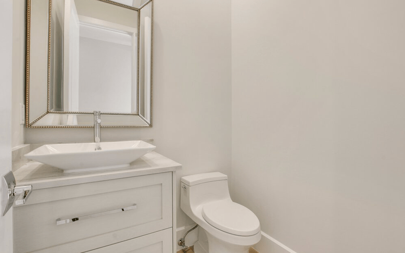 COMMODORE DRIVE Delcrest Homes Inc.