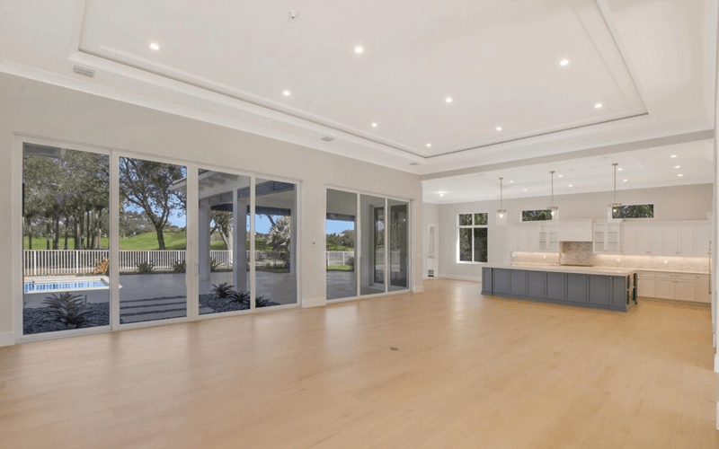 COMMODORE DRIVE Delcrest Homes Inc.