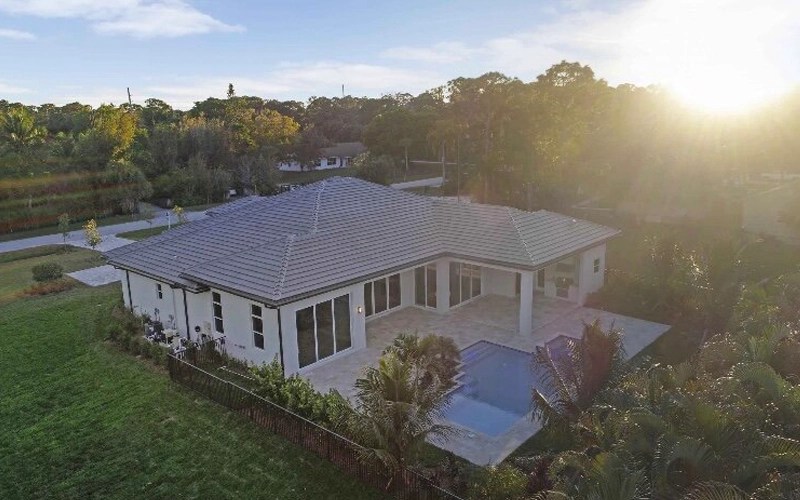 PALM BEACH COUNTRY ESTATES Delcrest Homes Inc.