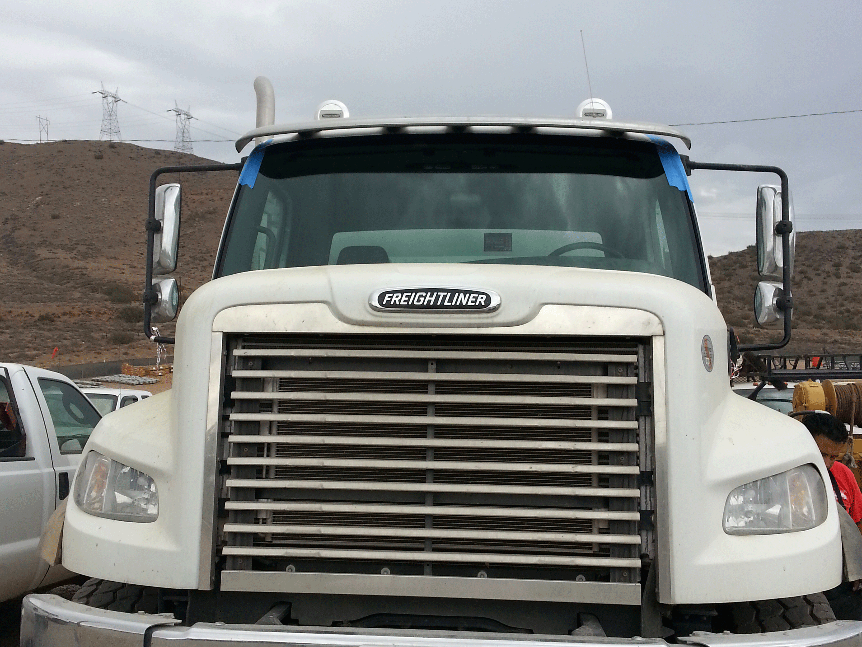 GALLERY De Leon Auto Glass