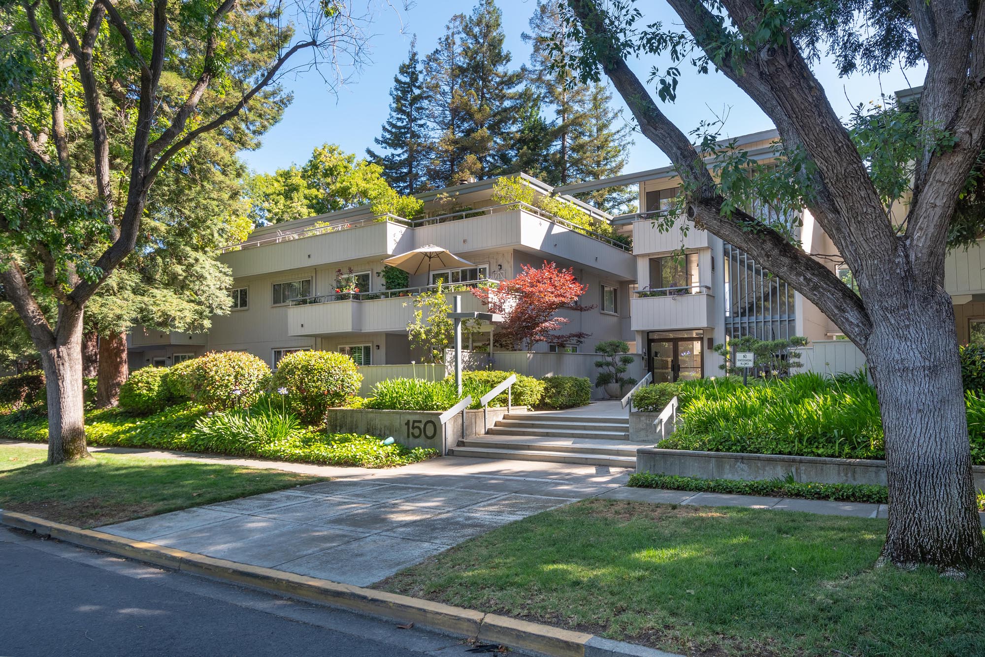 150 Alma Street 200, Menlo Park DeLeon Realty