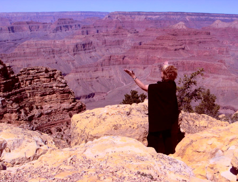 "How Great Thou Art" Video in the Grand Canyon Delinda Layne