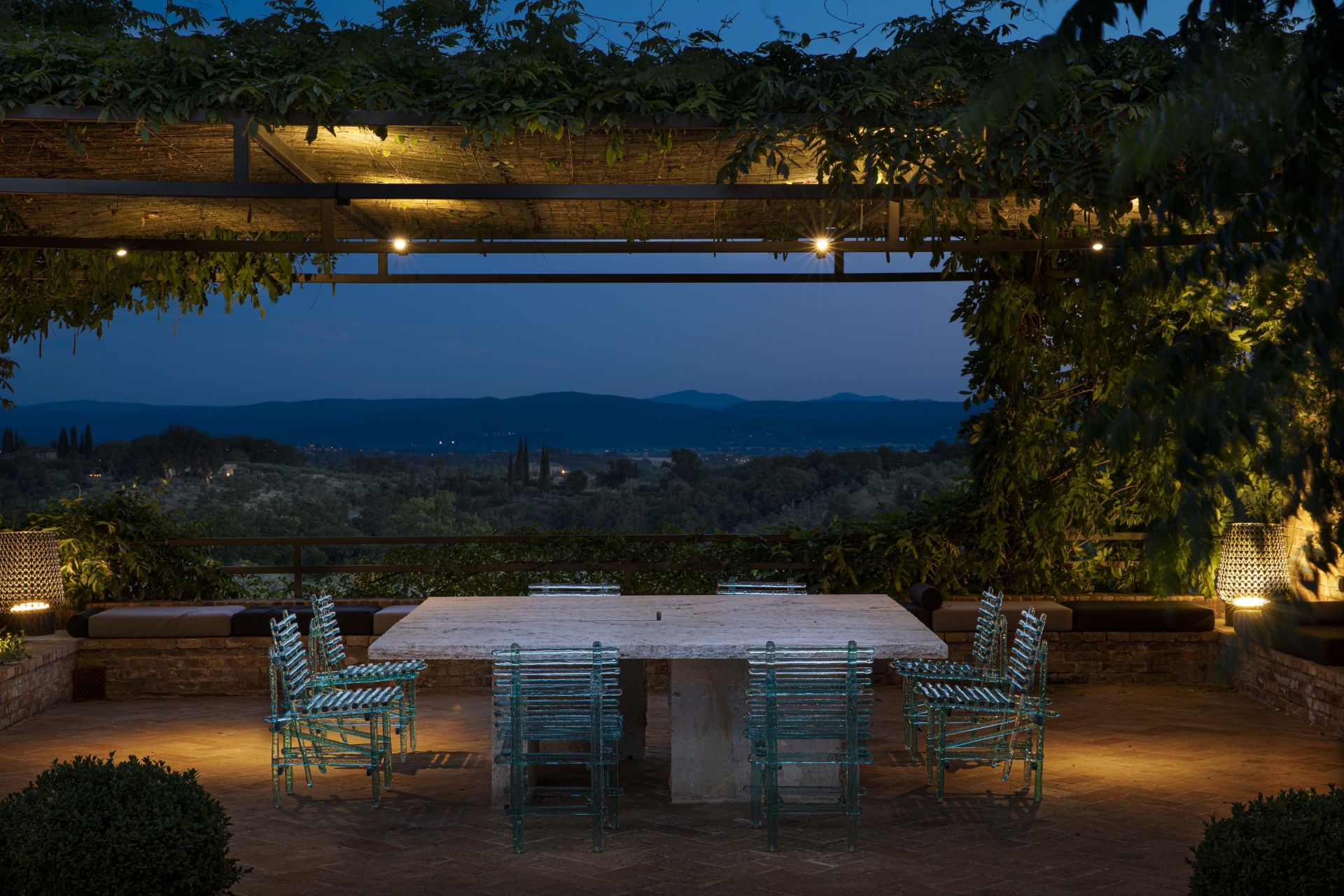 Villa in Siena Tuscany Design Magazine Delood