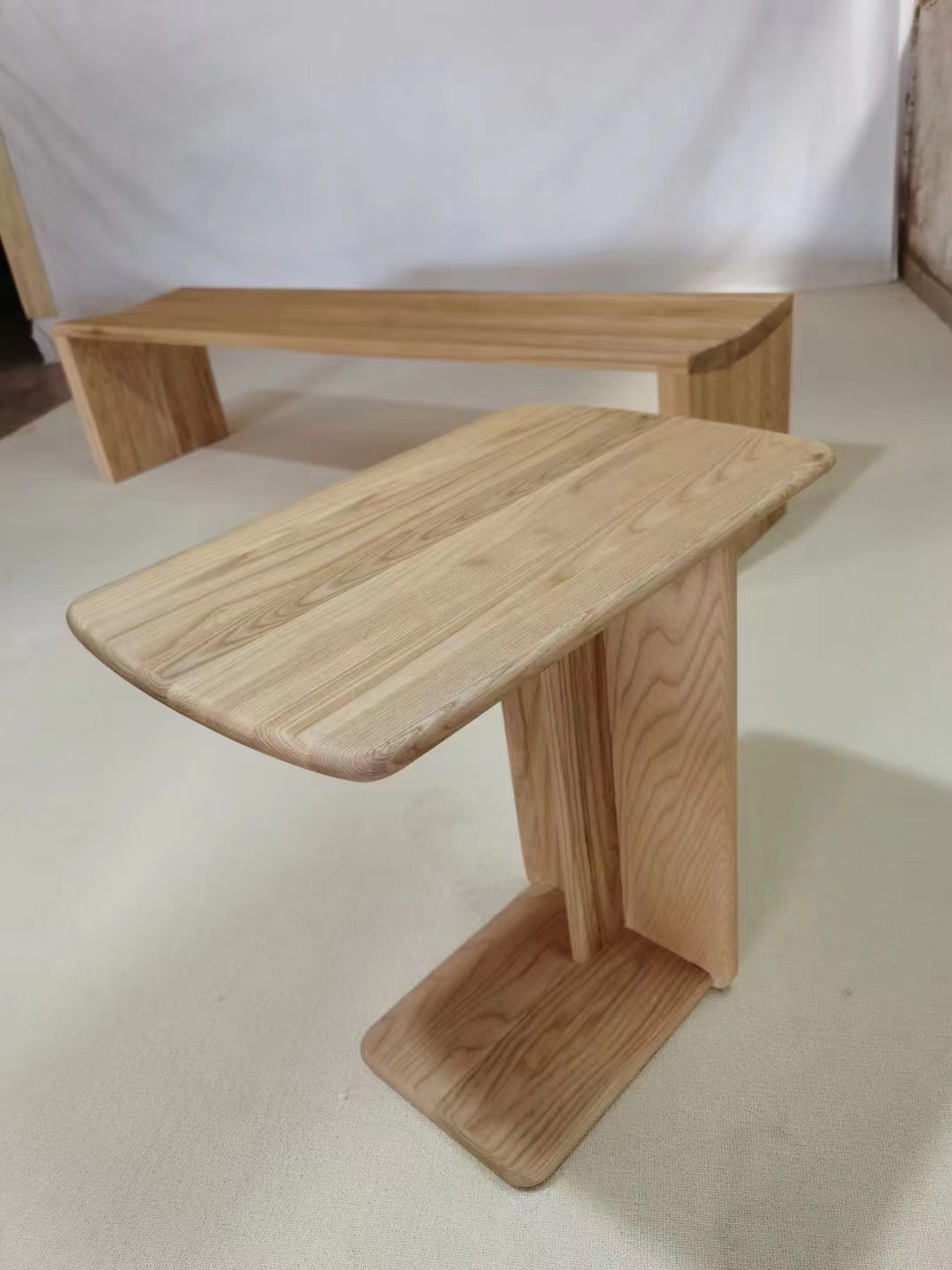 Custom Made Solid Wooden Furniture Delson Classic (HK) Co Ltd