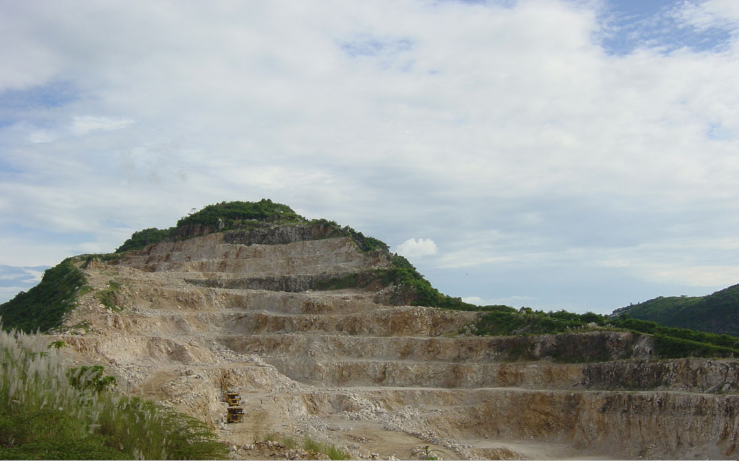 SCC Limestone Quarry Delta Earthmoving, Inc.