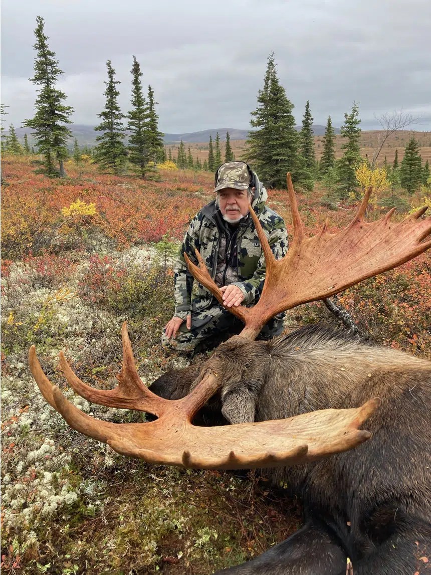 Deltana Outfitters Premier Alaska Hunt Guide