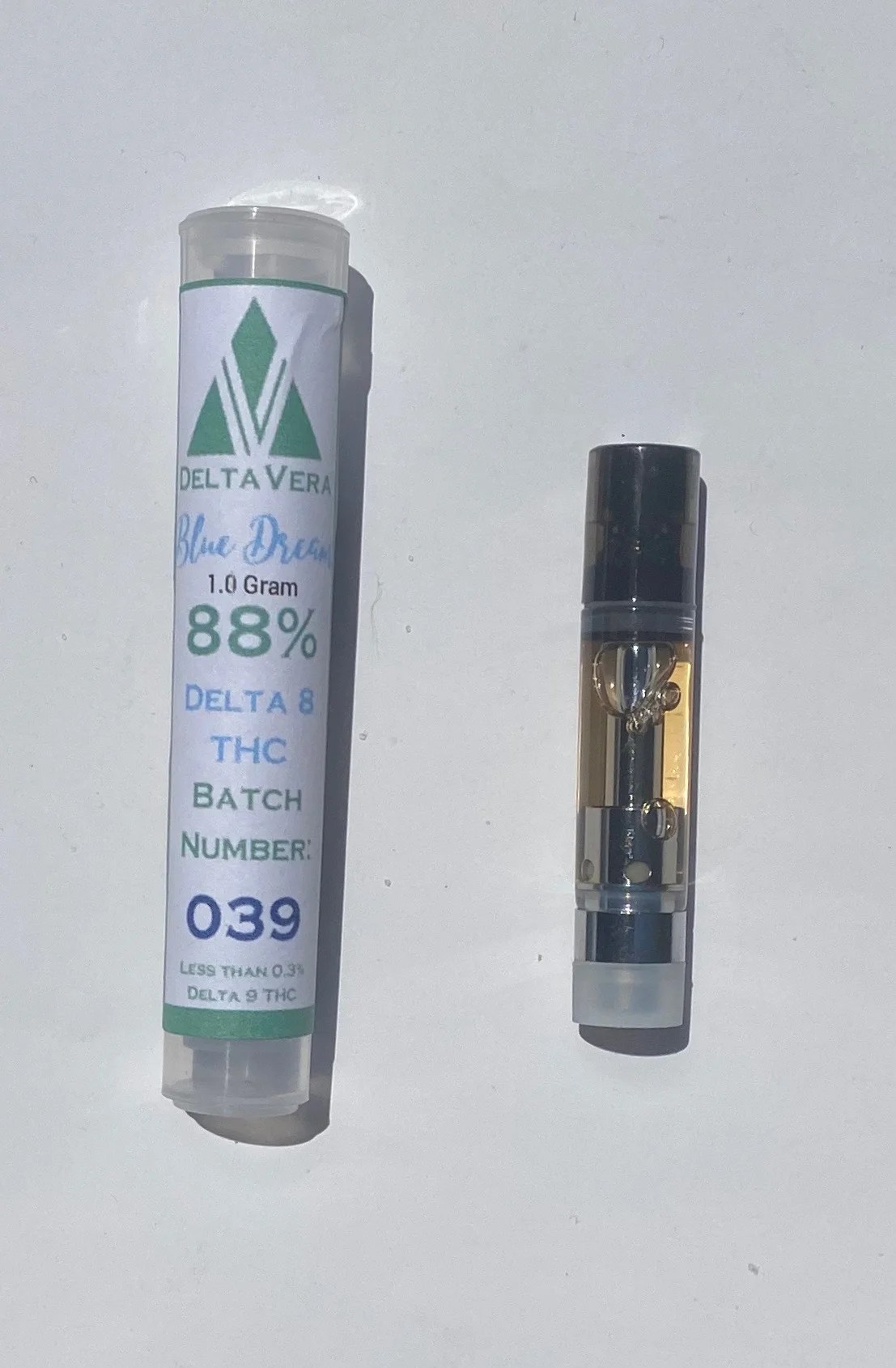 Delta 8 THC Blue Dream Cartridge TopShelf Vape made by DeltaVera
