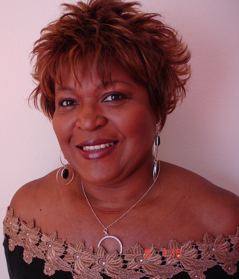 R.I.P. Alaina Reed Hall Actress From 227 and Sesame Street DELUX Magazine