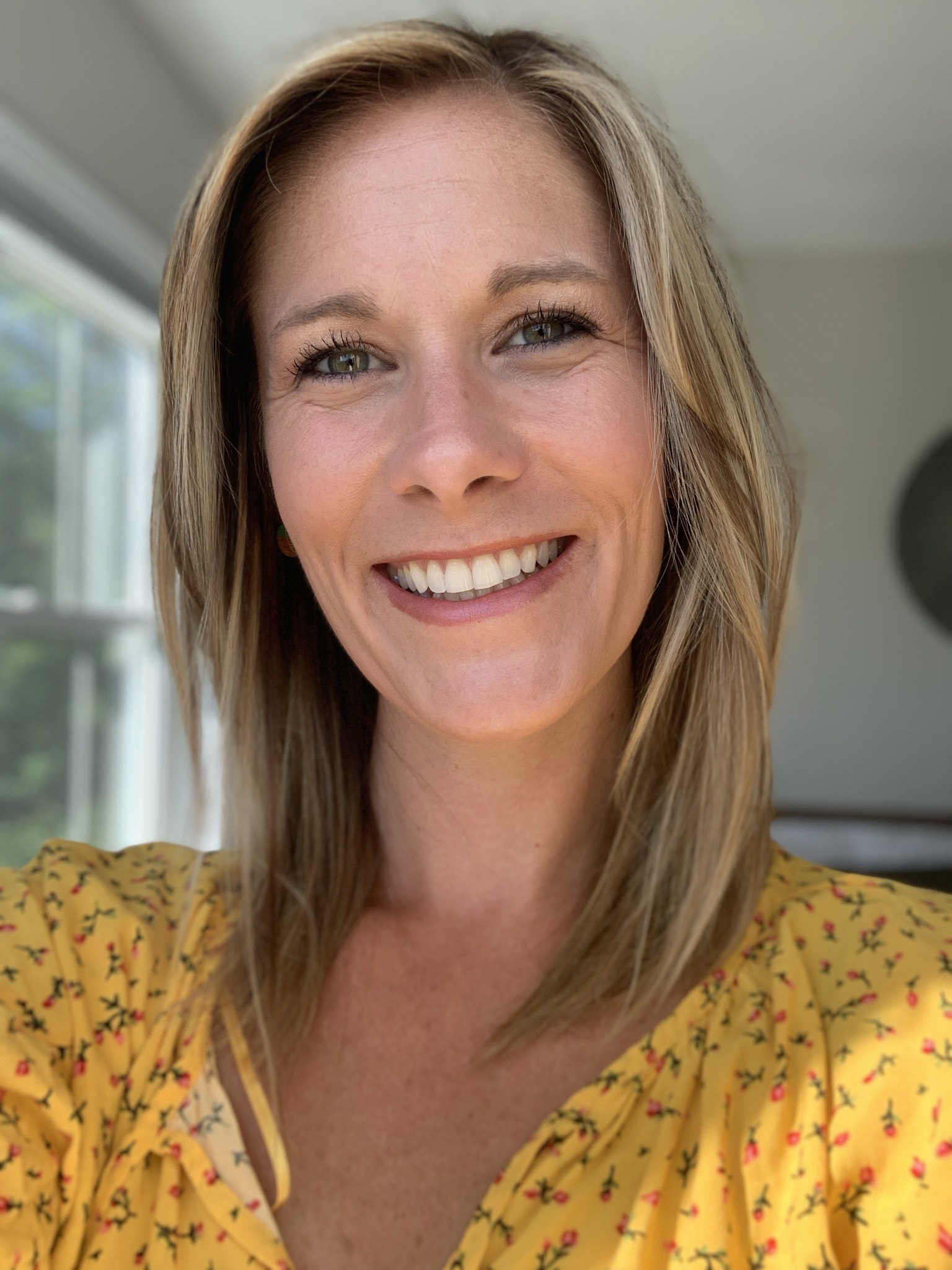 Jenn Wolfe NYS Lic. Salesperson DeMarsh Real Estate, Glens Falls NY