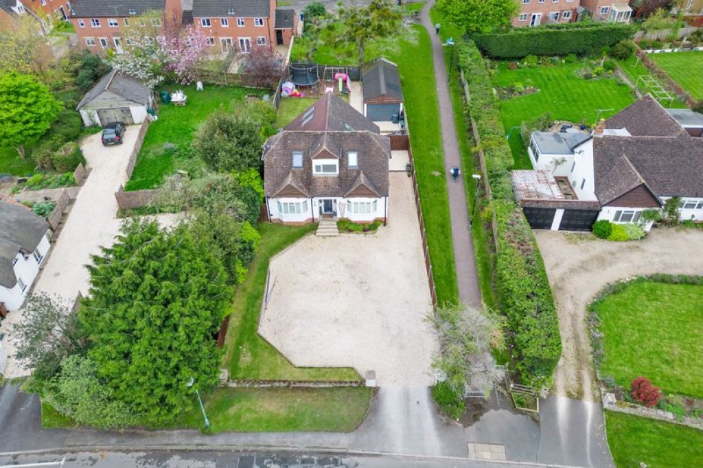 Stoke Road, Cleeve, 4 bedroom