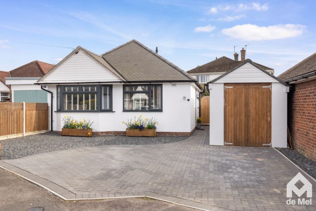 Sunnycroft Close, Cleeve, 3 bedroom