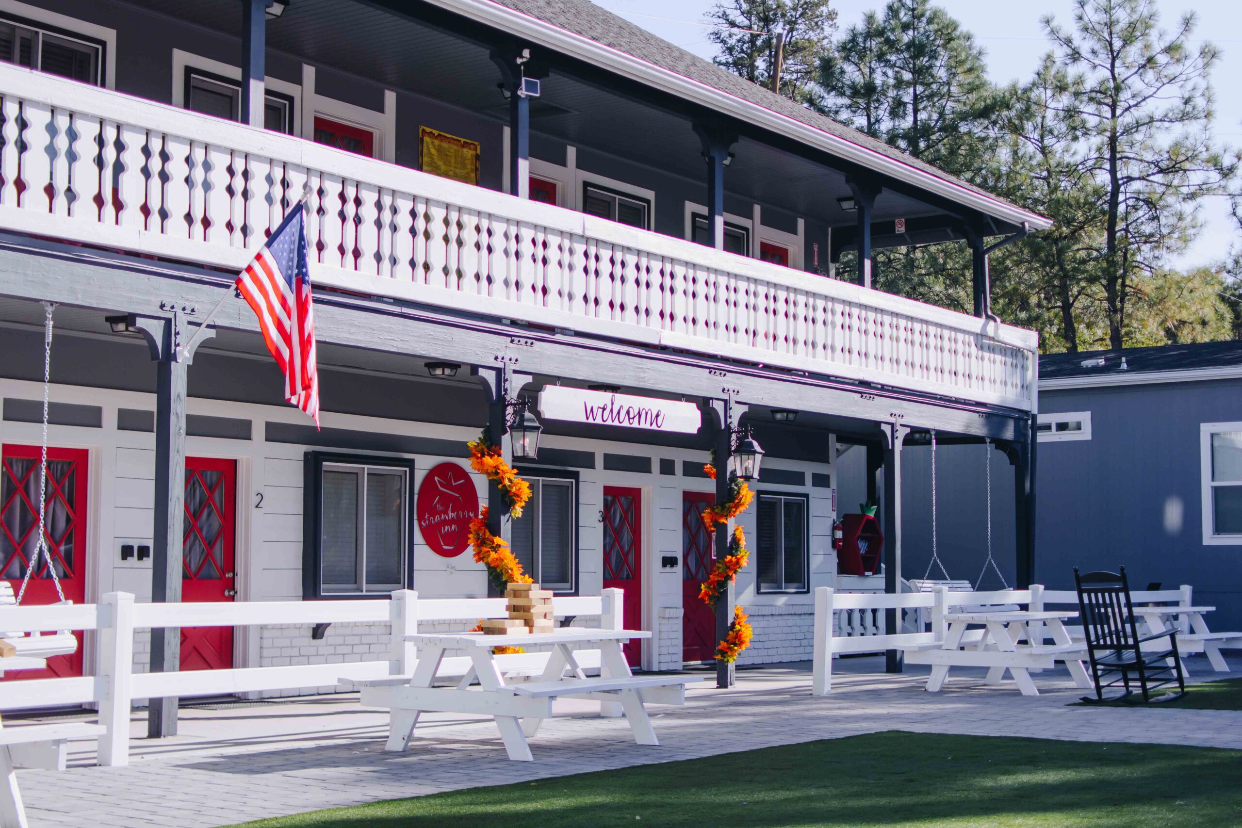 StrawberryInn17 Demi Bang