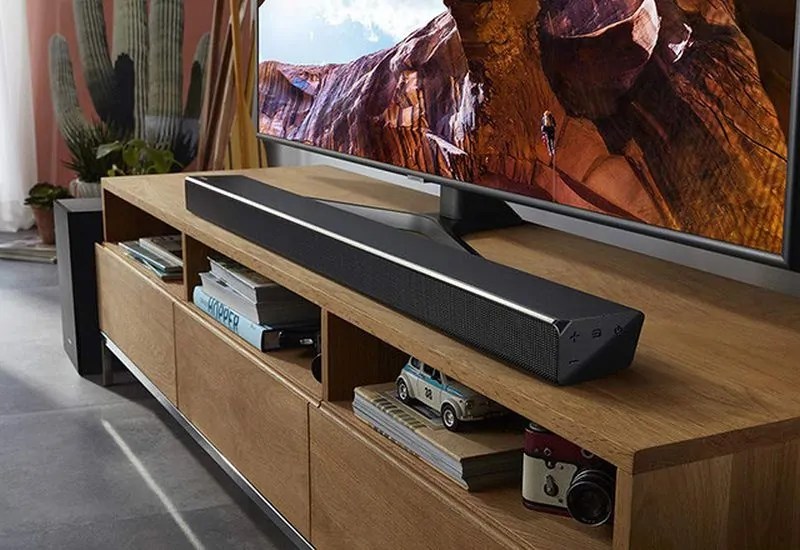 6 Best Entertainment Gadgets To Have In 2024