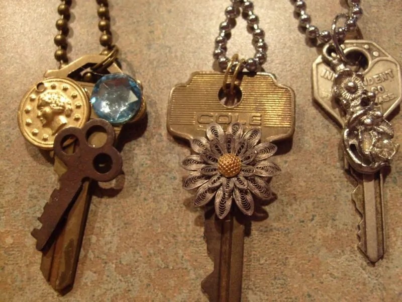 12 Popular Jewelry Symbols and Their Meanings 2024 Guide