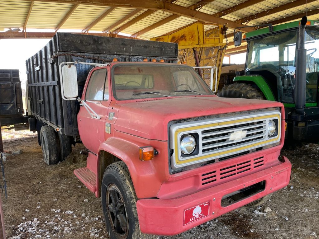 FARM EQUIPMENT ESTATE ABSOLUTE AUCTION SOLD Dempsey Auction Company