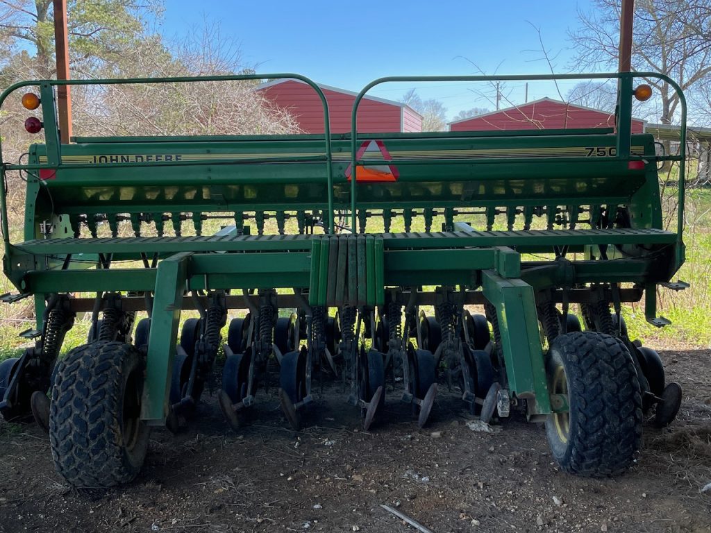 FARM EQUIPMENT ESTATE ABSOLUTE AUCTION SOLD Dempsey Auction Company