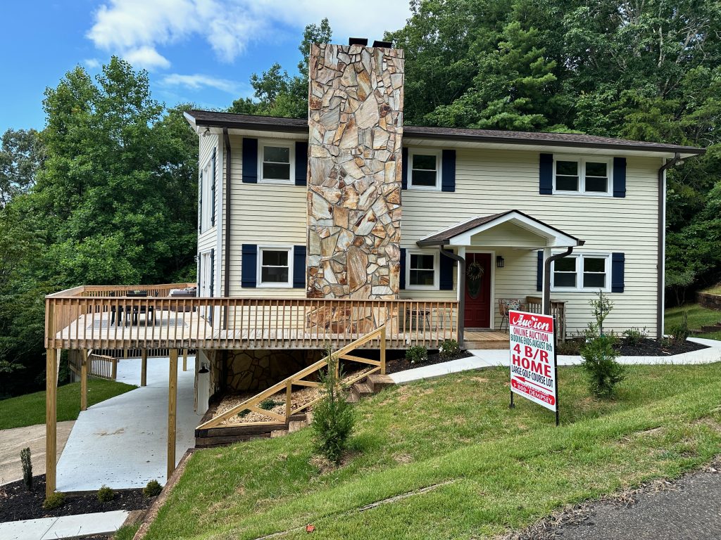 Home in Buckhorn on Whitepath Golf Course Ellijay, Gilmer County, GA