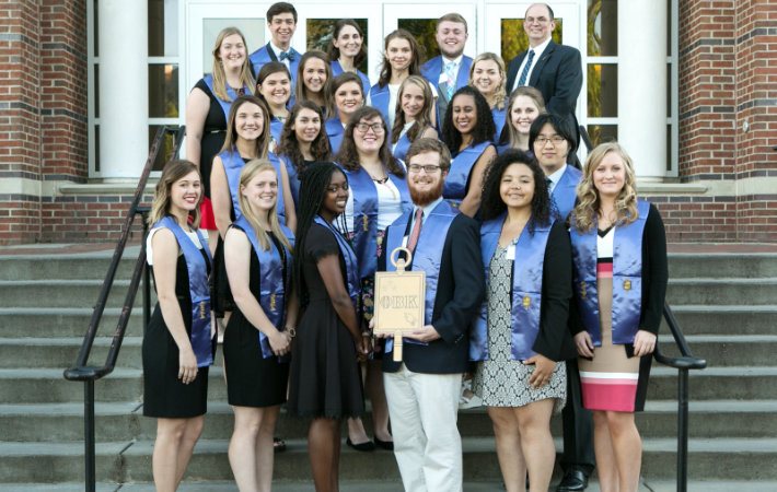 Mercer’s Zeta of Chapter Inducts 29 Students Into Phi Beta Kappa The Den