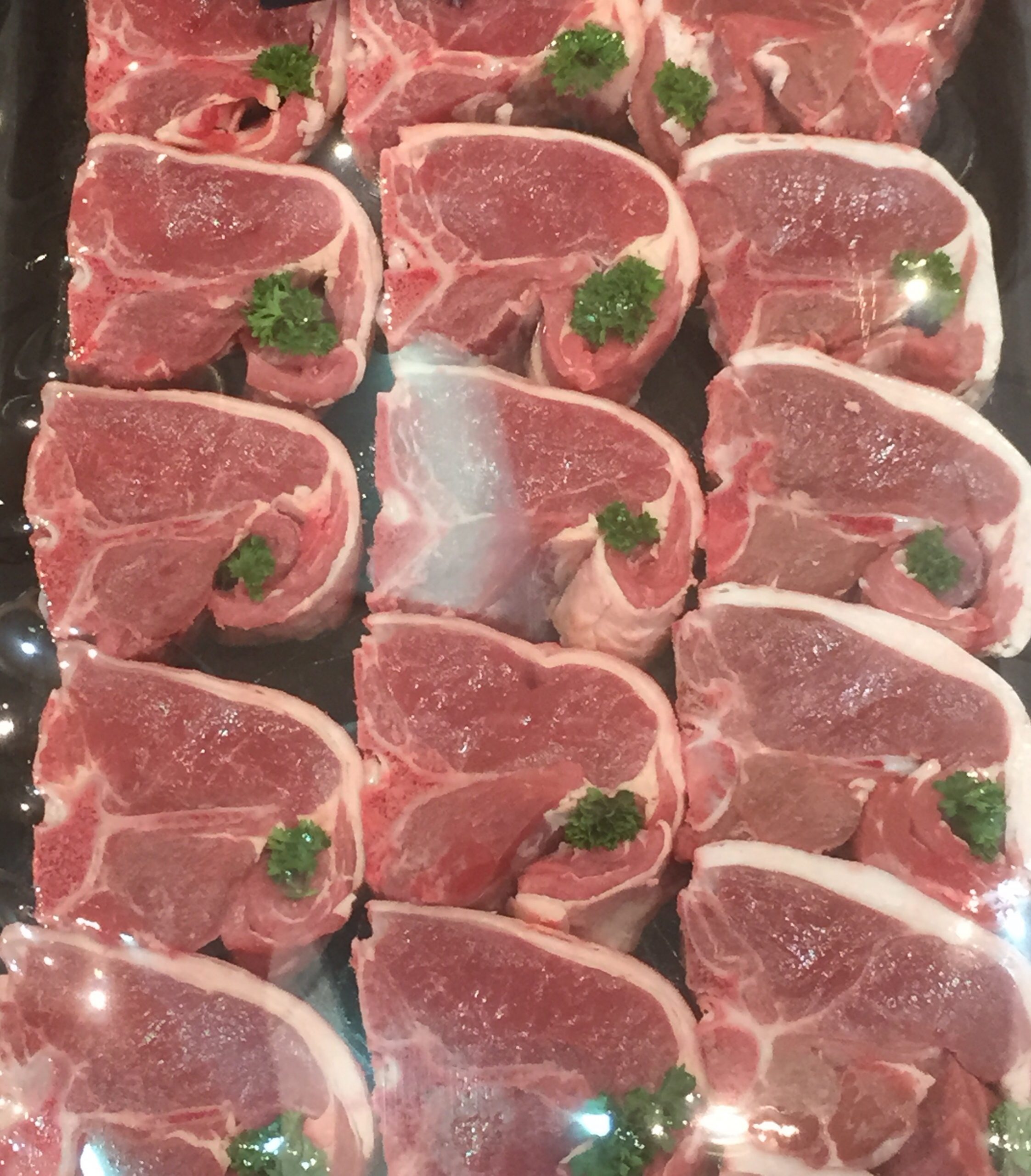 Lamb midloin chops (per kg) Dench