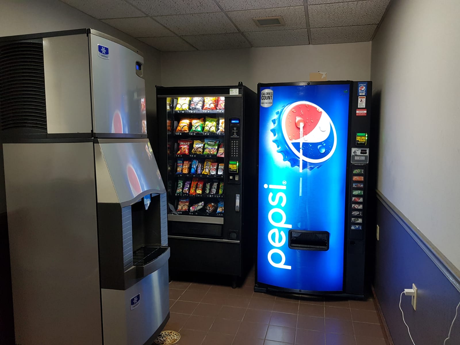 VendingMachines Denison Inn & Suites