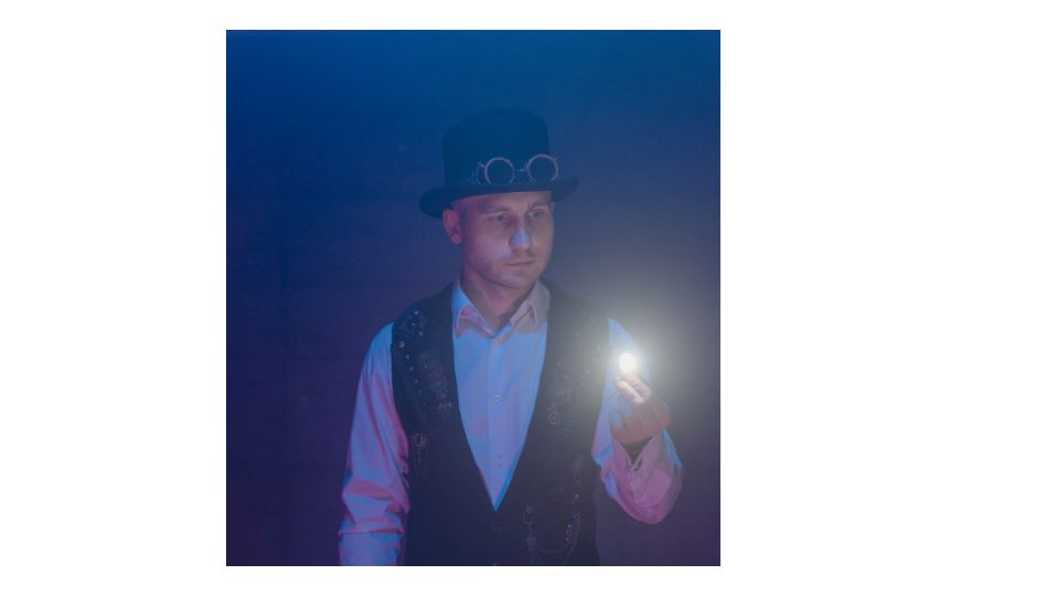 Why Do Magicians Wear Top Hats? (Explained)