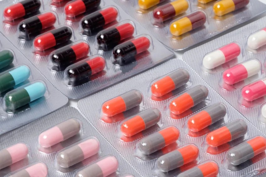 Why Joint Replacement Patients Need to Be on Antibiotics Before Dental