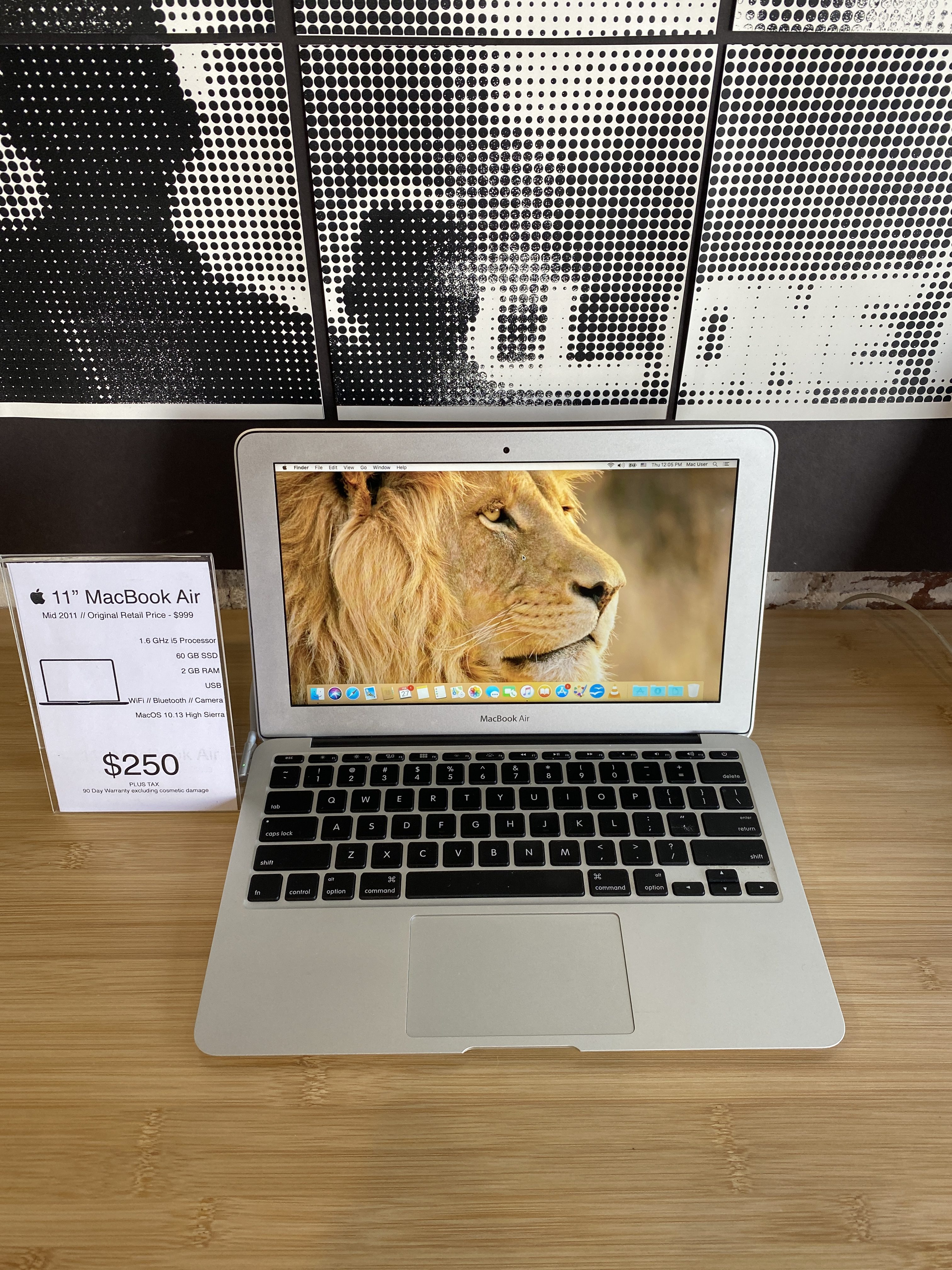 SOLD Mid 2011 MacBook Air 11” 250 Denver Mac Repair