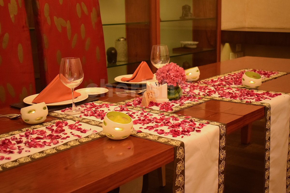 Private Candlelight Dinner at Taj Vivanta Dwarka, Delhi Delhi NCR