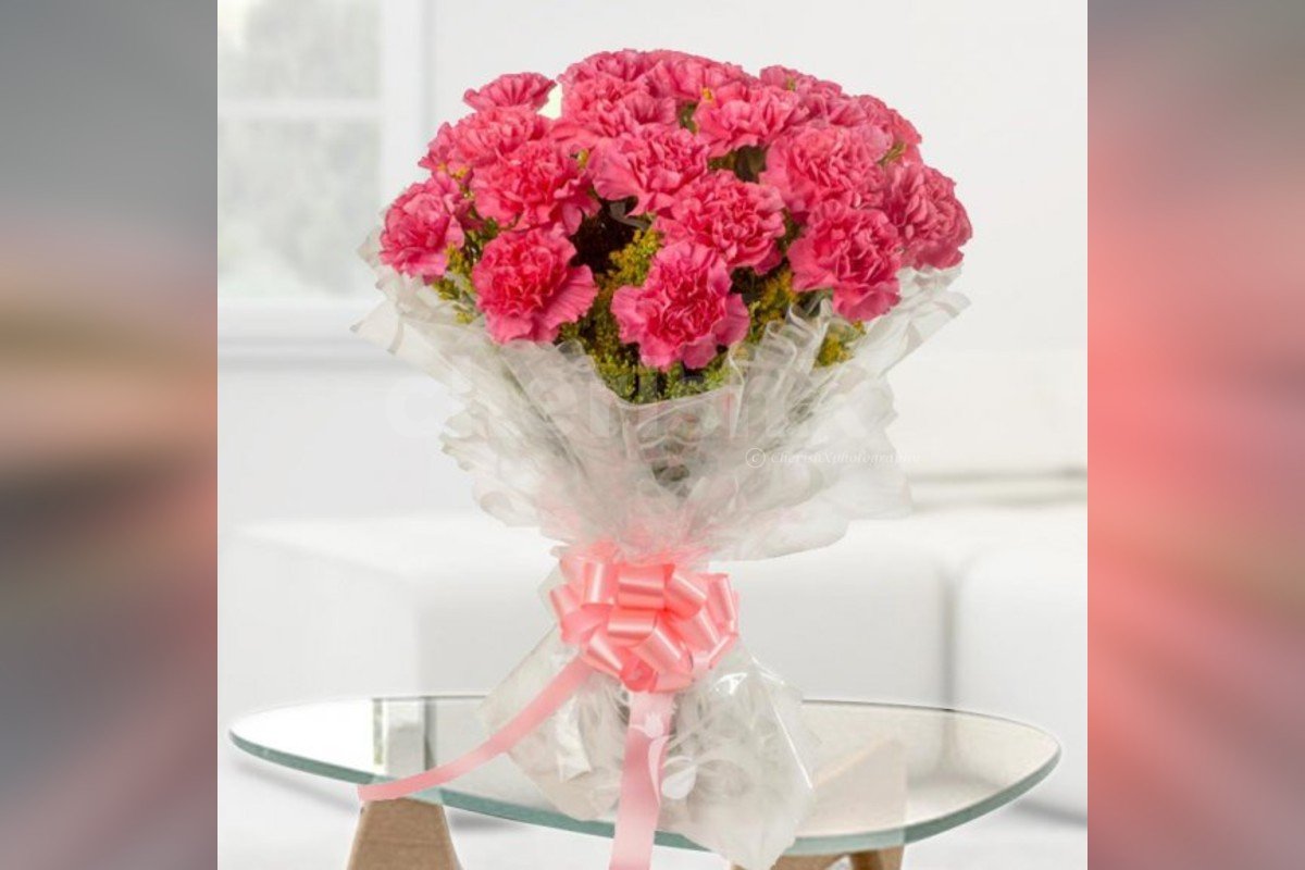 Send a Birthday 20 pink carnations Bouquet to surprise them Free & On
