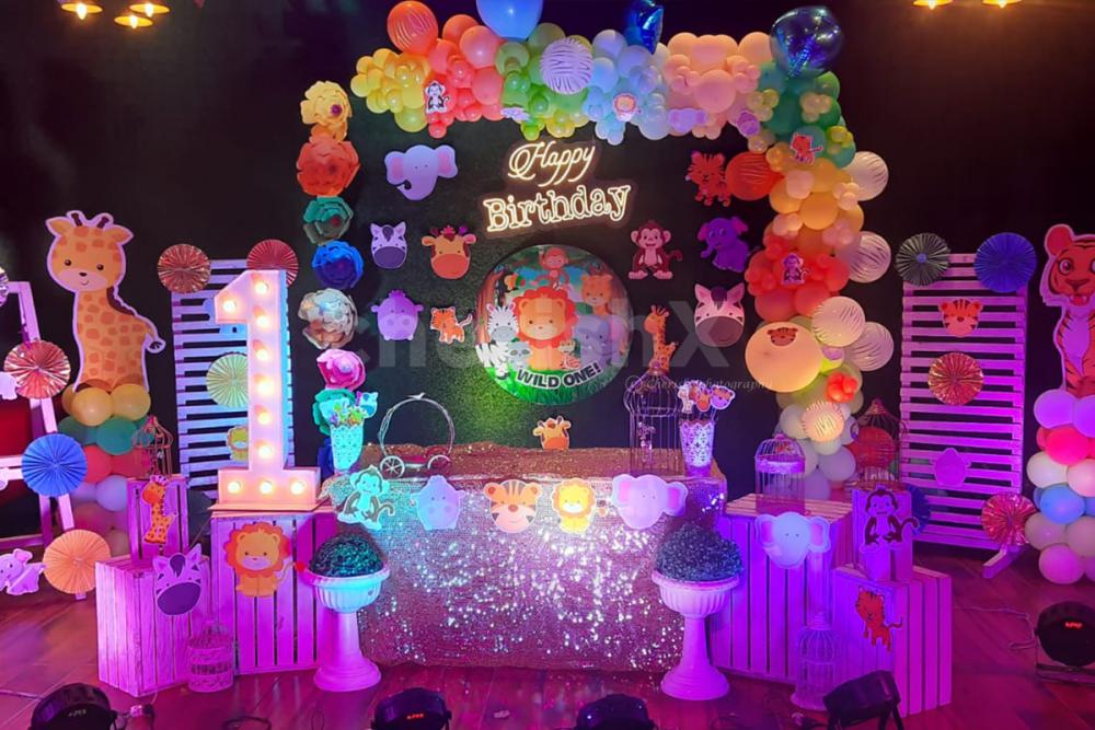 A Jungle party with these Jungle Themed Balloons! Delhi NCR