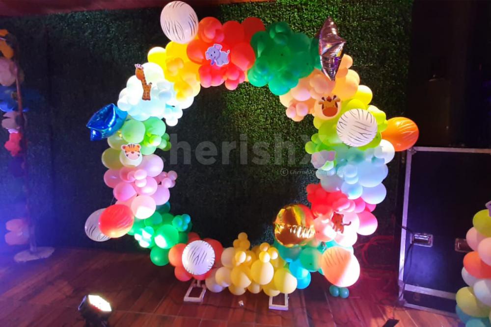 A Jungle party with these Jungle Themed Balloons! Delhi NCR