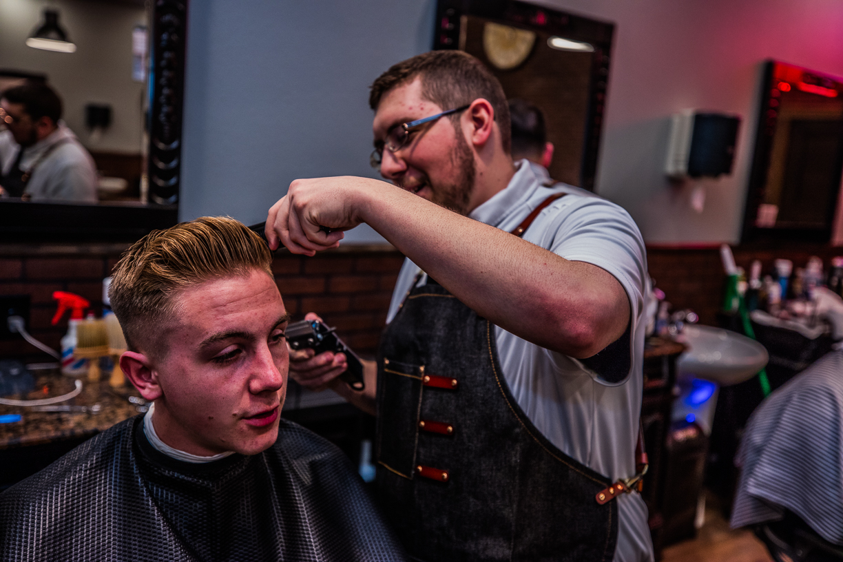 Best in Dickinson de Porres House of Barbering and Lounge
