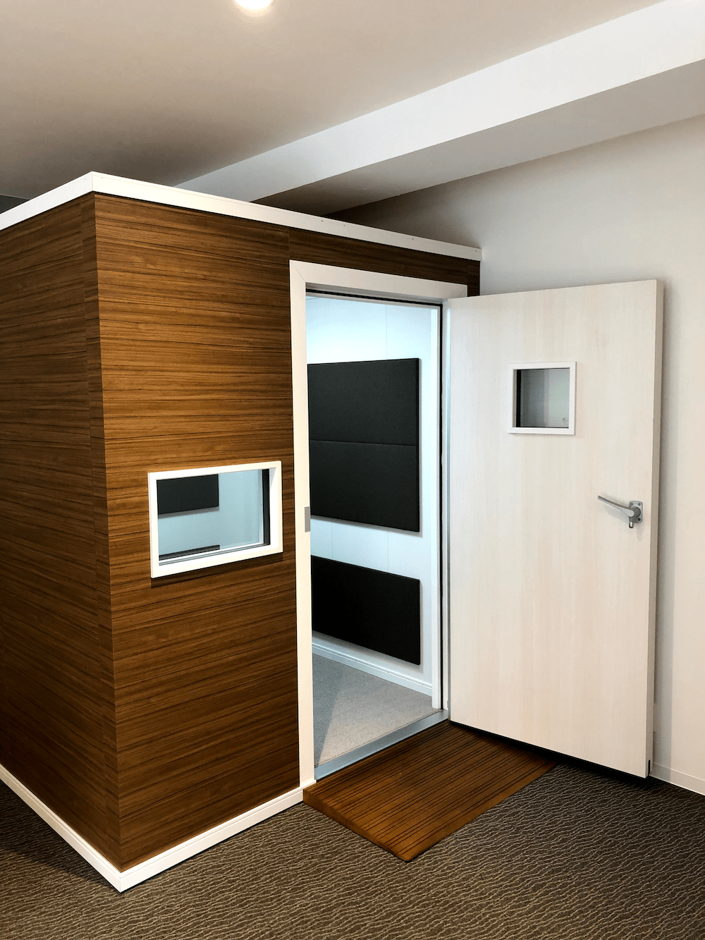 防音室の導入事例｜テレワーク需要や巣ごもり需要にも デプト株式会社