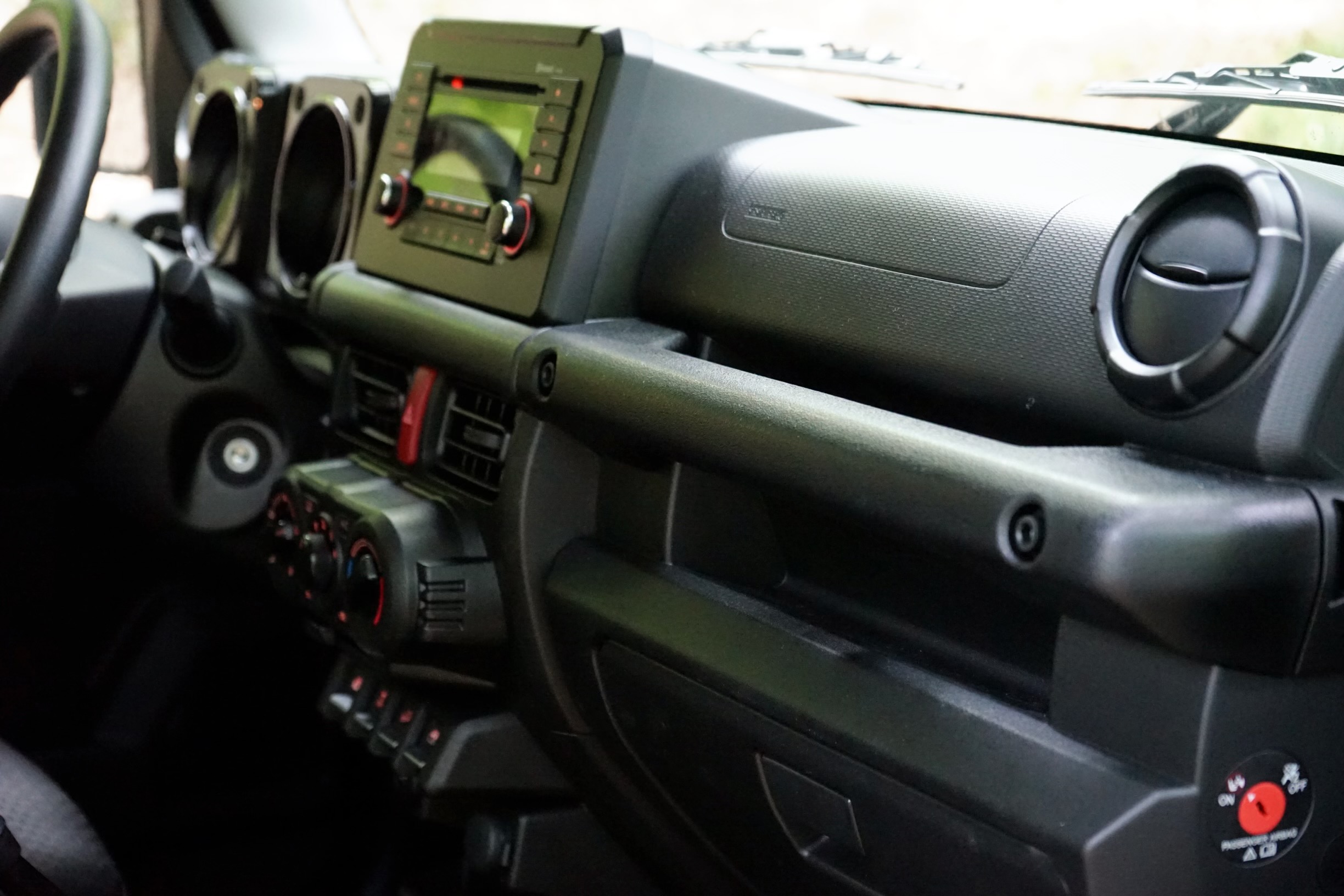 (2021) Suzuki Jimny Nutzfahrzeugvariante - Neun Monate Lieferzeit 2 (2021) Suzuki Jimny Nutzfahrzeugvariante I Besser als die PKW Edition?