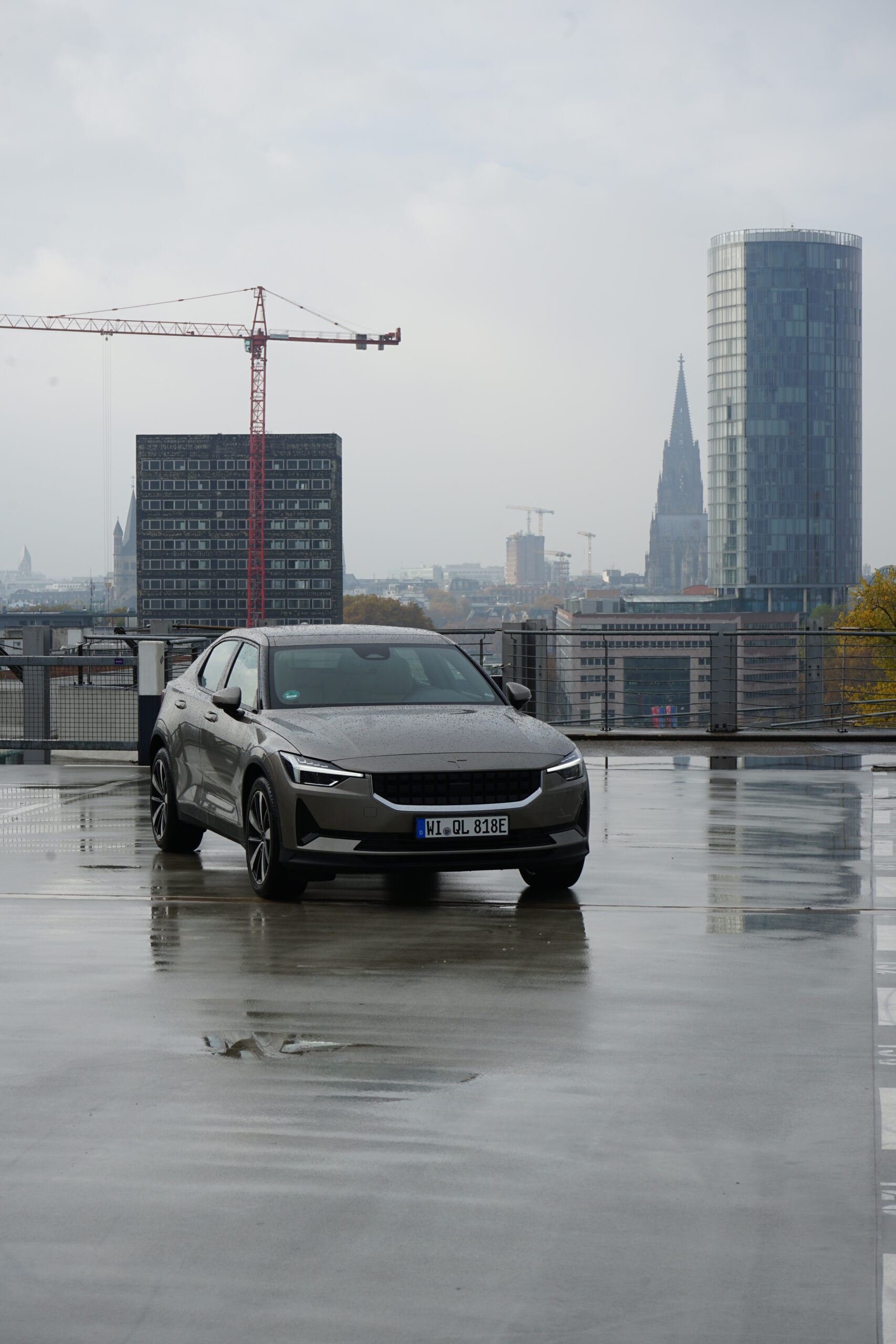 (2022) Polestar 2 - Single Motor mit 224 PS Leistung und bis zu 444 Km Reichweite 3 (2022) Polestar 2 - Single Motor mit 224 PS Standard Range