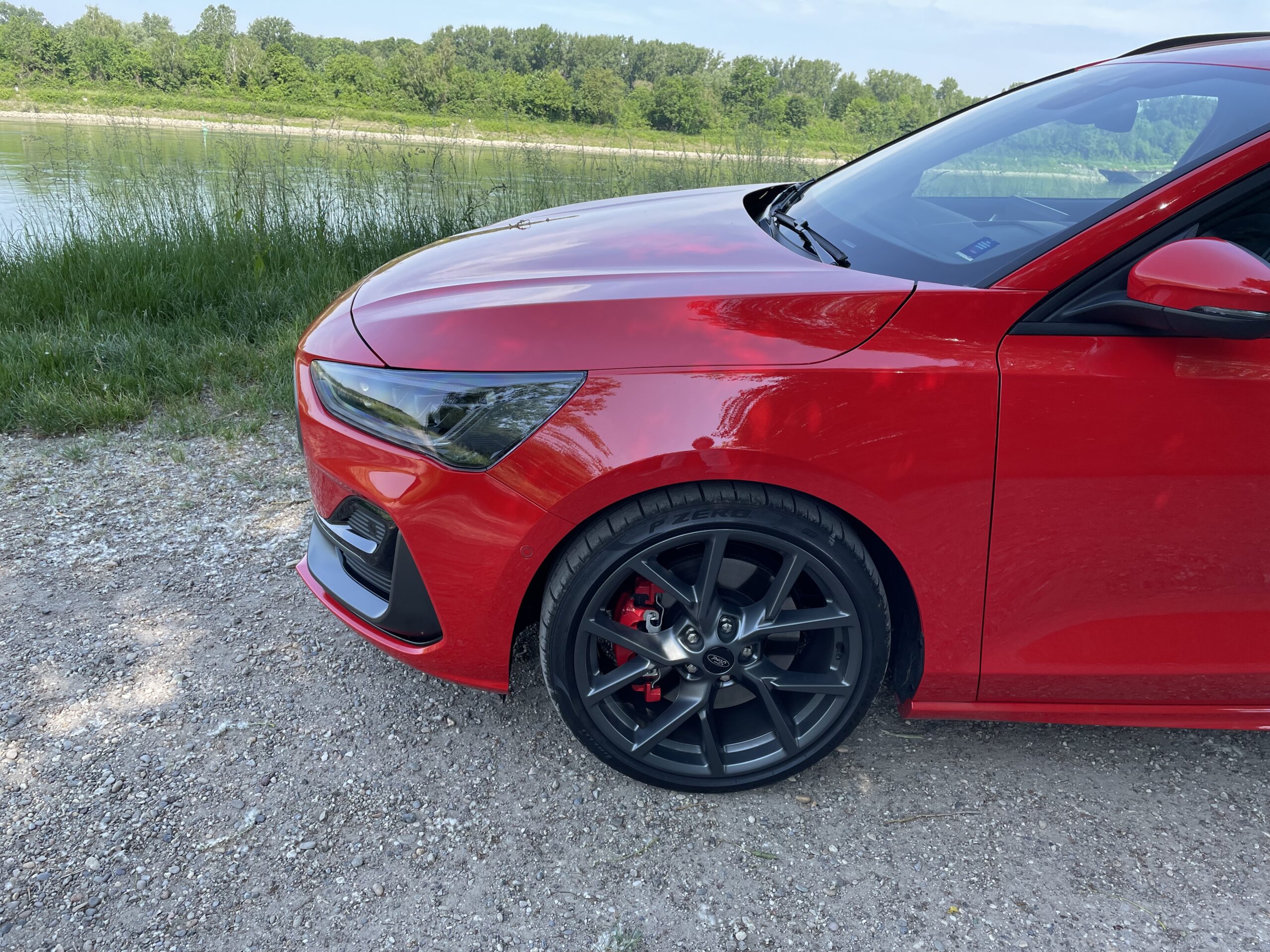 Ford Focus ST X Turnier (2022) - Der Sport-Kombi für Familienväter mit Benzin im Blut 7 Ford Focus ST Turnier (2022)
