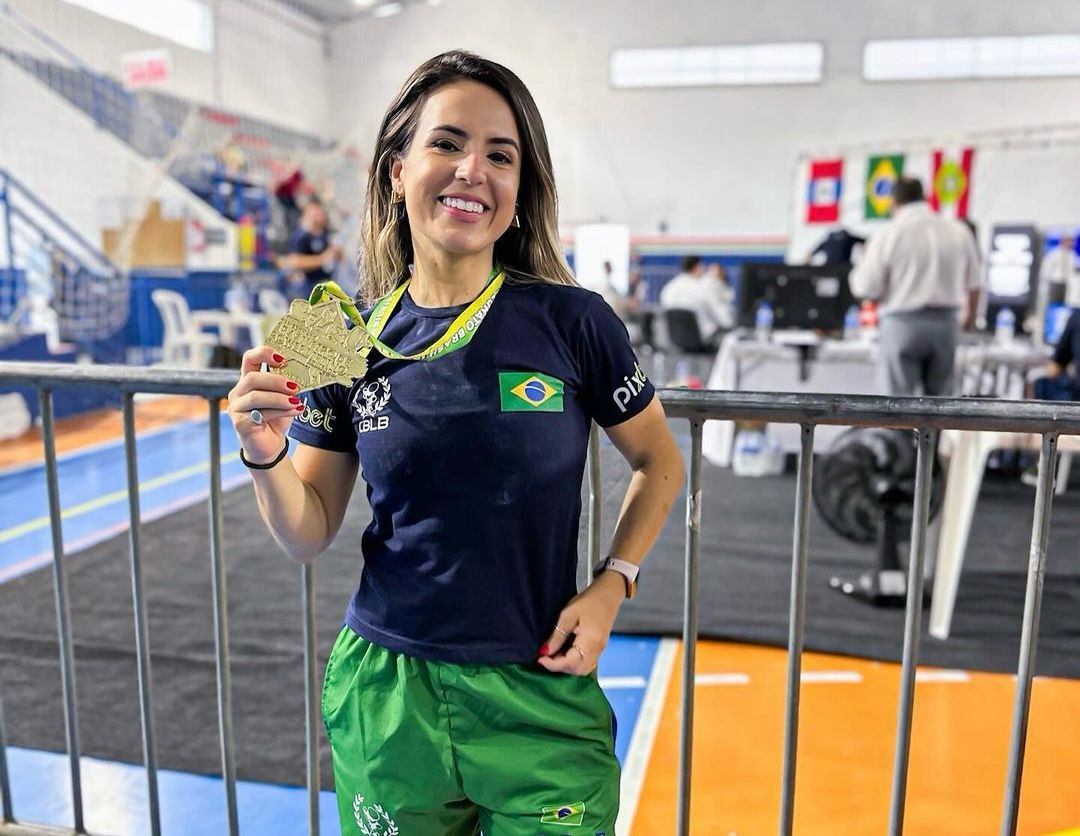 Mayara Rocha disputa o Campeonato Brasileiro de Powerlifting Equipado nesta segunda, em Ribeirão Preto-SP Mayara Rocha disputa o Campeonato Brasileiro de Powerlifting Equipado nesta segunda, em Ribeirão Preto-SP