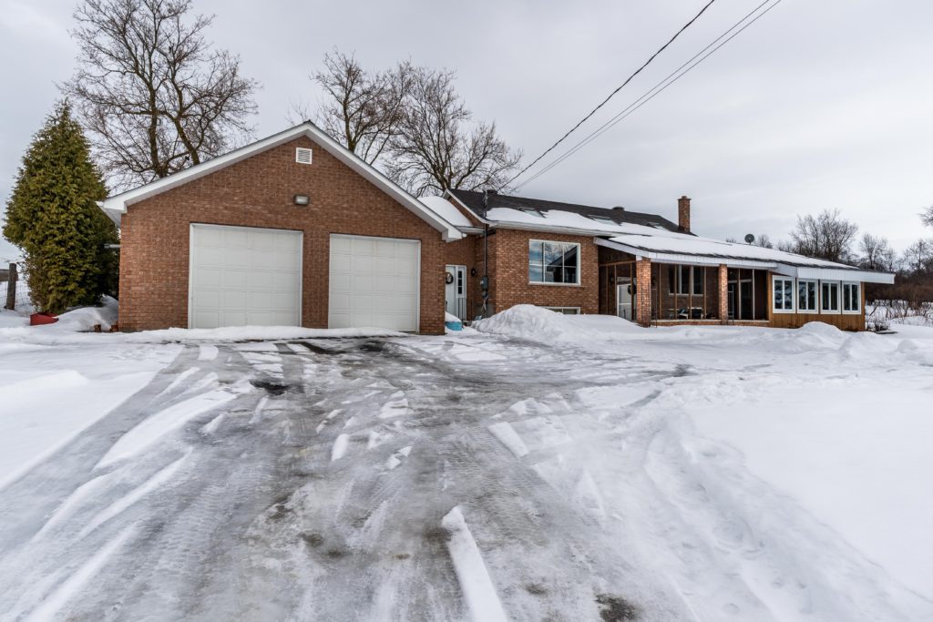 Unique SplitLevel Home! Team