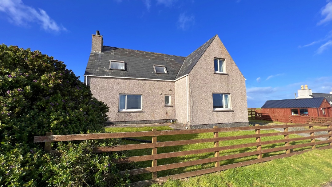 2 Portnaguran Derek Mackenzie Solicitors & Estate Agent