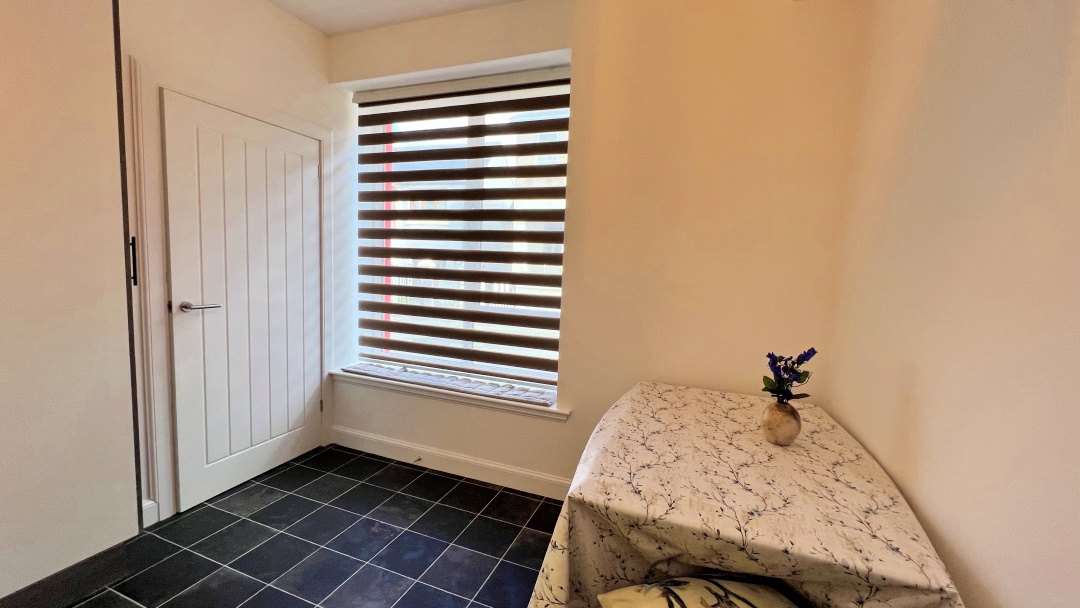 1 Mackenzie Street Derek Mackenzie Solicitors & Estate Agent