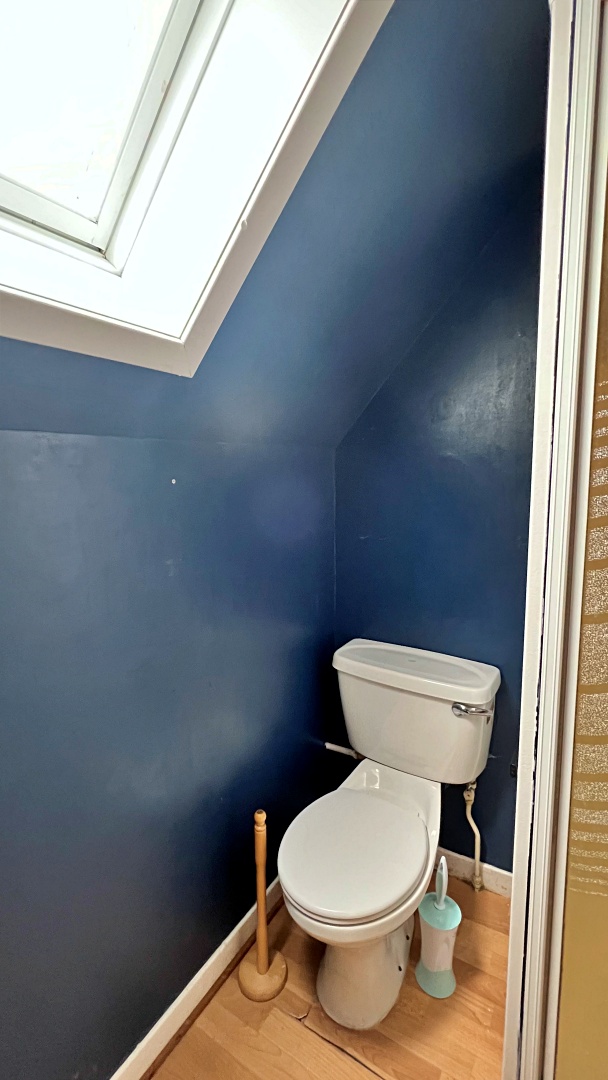 IsleStyle, Pier Road, Tarbert Derek Mackenzie Solicitors & Estate Agent