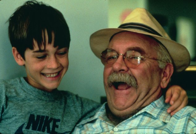 Cocoon **** (1985, Don Ameche, Wilford Brimley, Hume Cronyn, Brian