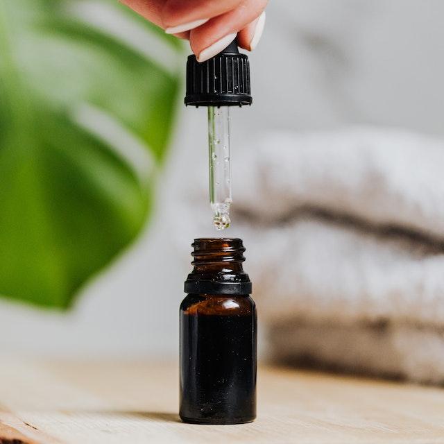 Can You Use Two Serums Together? Skincare Blog Dermoi UK