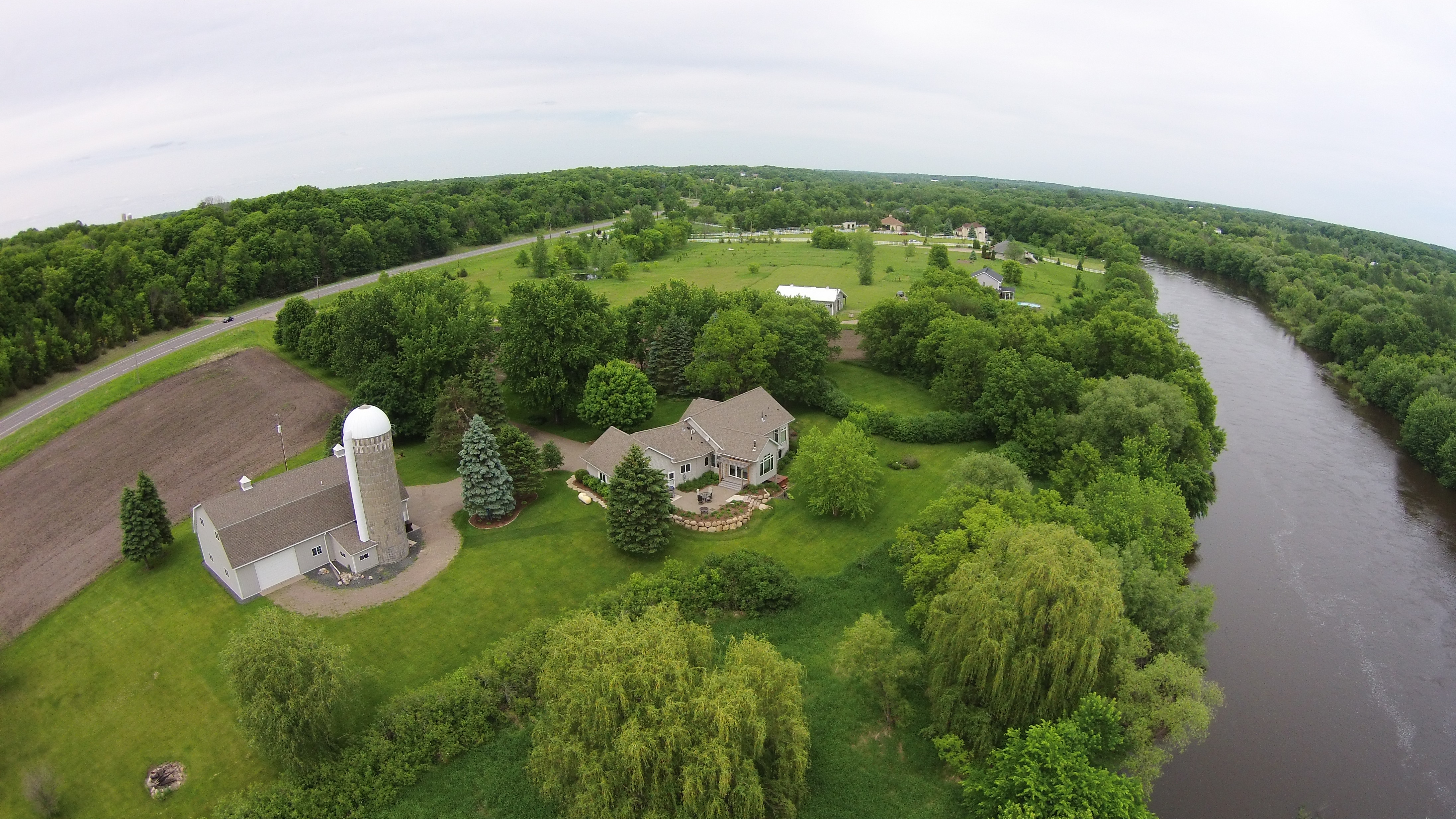 Custom Rambler On The Crow River With ManCave