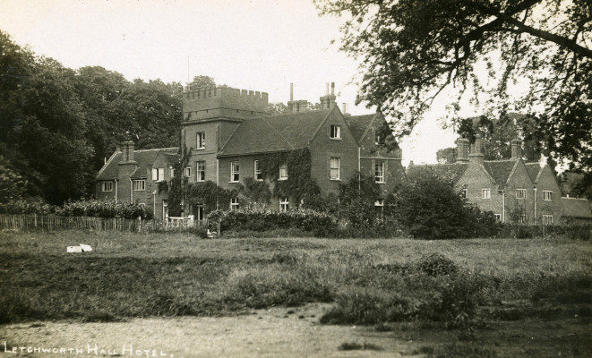 Who was living in Letchworth in 1901, before they started to build the