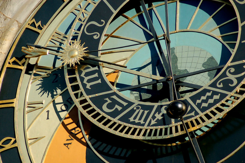 The Curse on the Old Prague Astronomical Clock.. THE OLD GUV LEGENDS