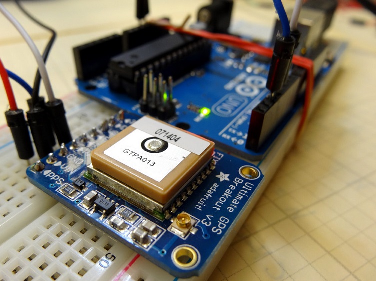 Cómo fabricarte tu propio Sistema GPS con tu placa Arduino Uno