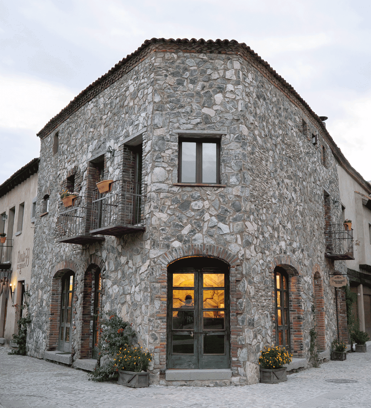 Ven a disfrutar de Val'Quirico, el pueblo mexicano inspirado en la